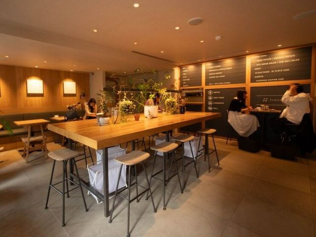 A relaxing time from morning to night - hotel cafe diner