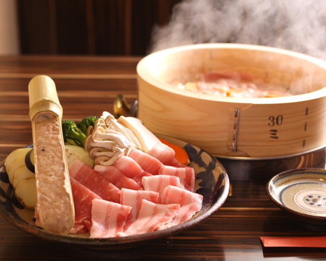 10.Steam Dining Shimabutaya