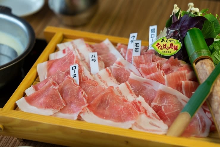 11.我那霸豬肉店