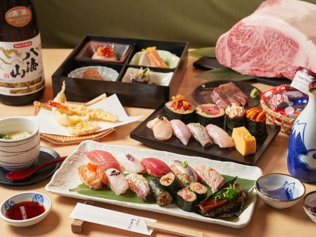 High-end sushi with fresh ingredients delivered from Toyosu and fishermen across the country is available in an "all-you-can-eat" course!