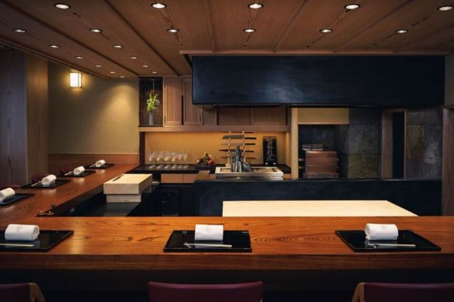 6 Selected Japanese Restaurants in Tokyo to Make Reservations at