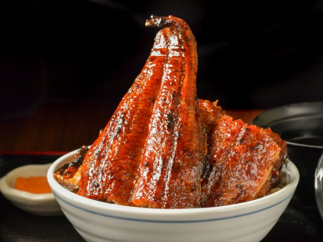 鰻料理三代目うな東　中川本店