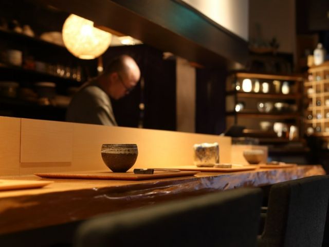 Five Japanese restaurants in Osaka where one can experience a luxurious feeling.