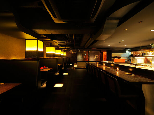 Gyugyu Nishiazabu Main Store floor