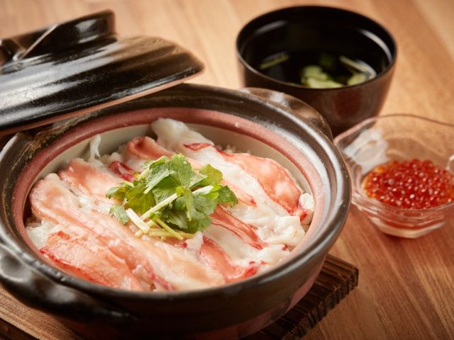在冲绳可以尽情享受北海道蟹的魅力的店