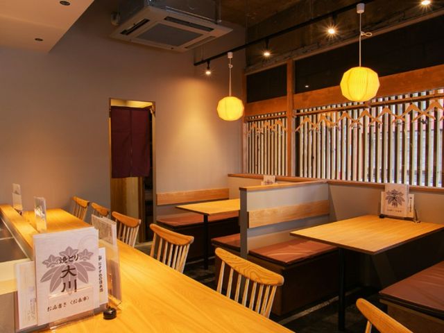 A restaurant in Fukuoka that serves delicious grilled chicken made from domestic and brand-name chickens.