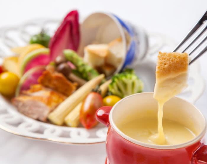 7. Alice in the Silver Screen (Italian Cuisine)