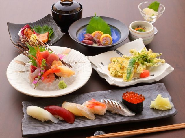8 Recommended Restaurants in Toyama, a Town to Visit in 2025