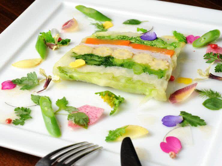 品味京都時尚裝潢的餐廳。