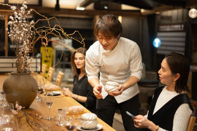 茨城縣參考江戶時代的食譜集《食菜錄》,融合自然美景與藝術,推出茨城特色的「花卉美食文化」體驗活動