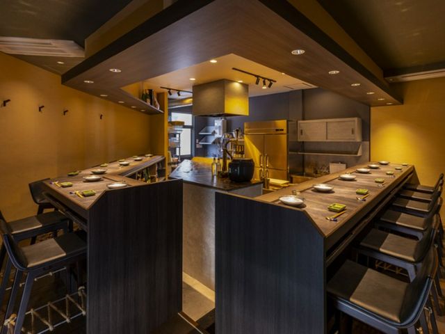 A restaurant in Fukuoka, rich in the blessings of land and sea, where delicious tempura can be enjoyed.