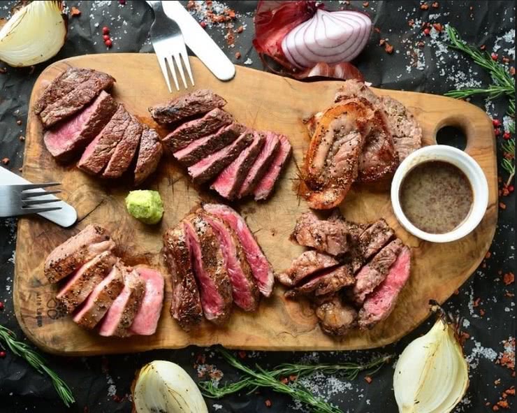 6. 起司與熟成肉酒吧 YORIDORI（新宿 / 義式料理）