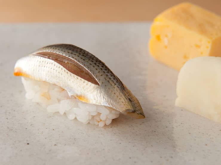 10. 鮨&BAR 四 yon（六本木 / 壽司）