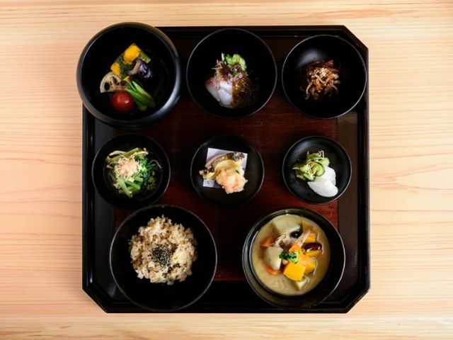 银座 稻叶