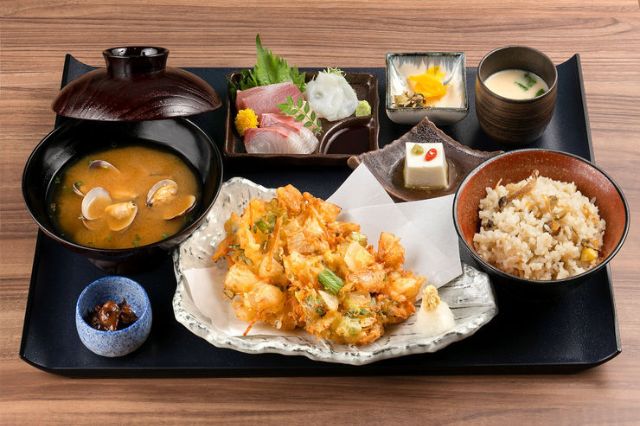 十十六 (そとろく)