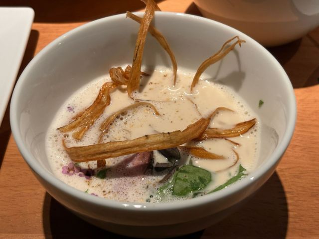Offering innovative ramen that corresponds to the era of diversity.
