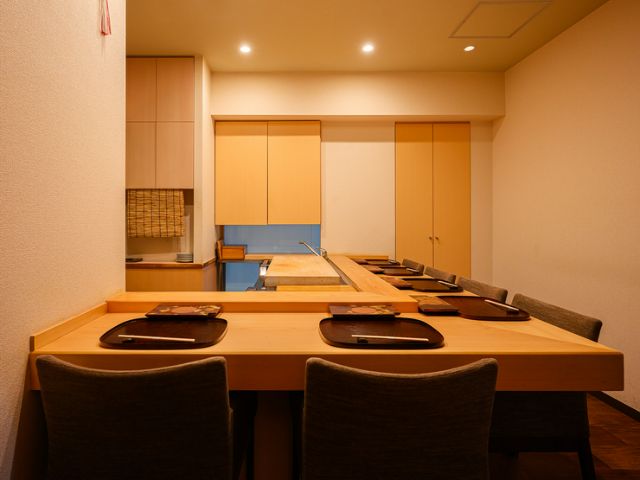 A restaurant in Ebisu, Tokyo, known for its delicious sushi and seafood dishes.