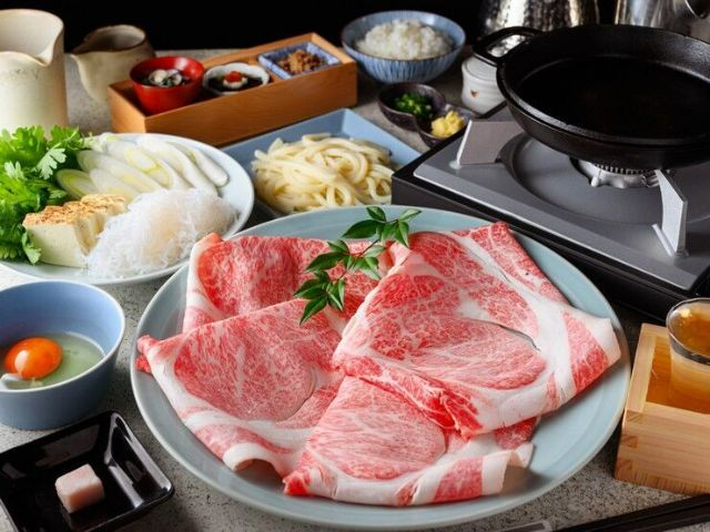 A restaurant serving Japanese cuisine that one would like to visit when going to Kabukiza.