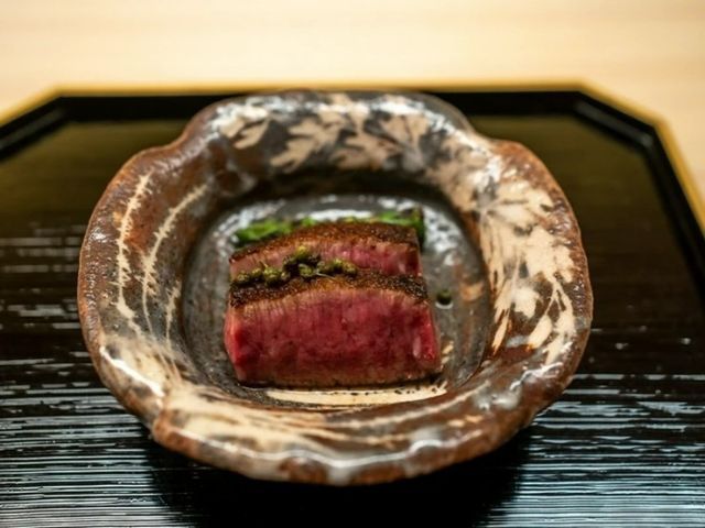 A restaurant serving Japanese cuisine that one would like to visit when going to Kabukiza.