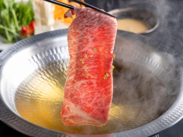 16. A5和牛 天 壽喜燒、涮涮鍋