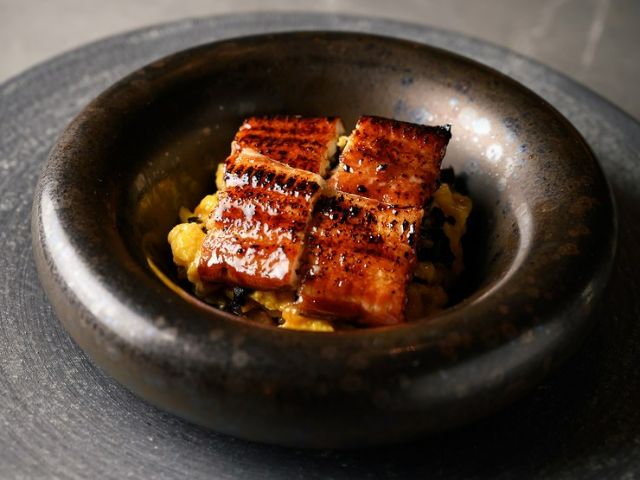 A restaurant where one can enjoy Japanese flavors and wine around Tokyo Tower.