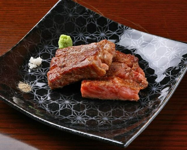 京都・鴨川散策時想要造訪的五家高級燒肉店