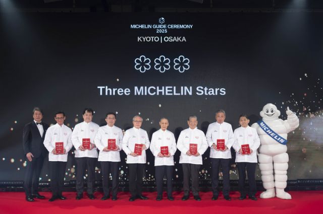 A total of 469 restaurants are featured, with three new two-star restaurants being born, two new Michelin Green Star restaurants emerging from Kyoto, and a mentor chef originating from Osaka.