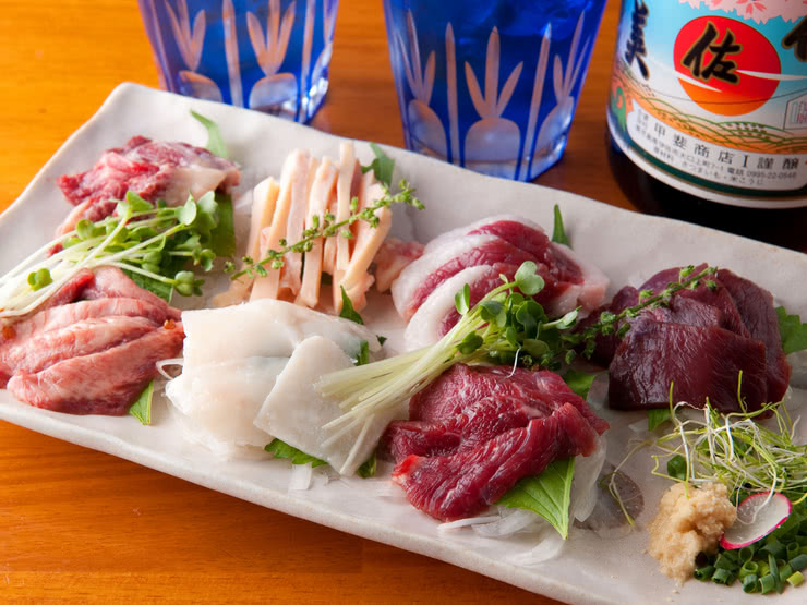 4.馬肉餐廳　Asahi商店（各式居酒屋料理）