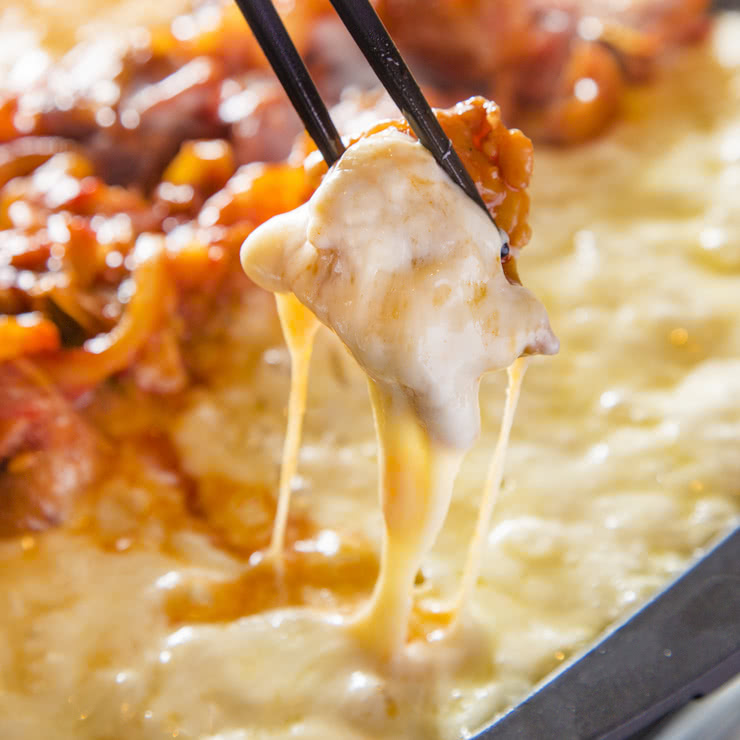 10.肉吧×Cheese the life table  池袋店（各式居酒屋料理）