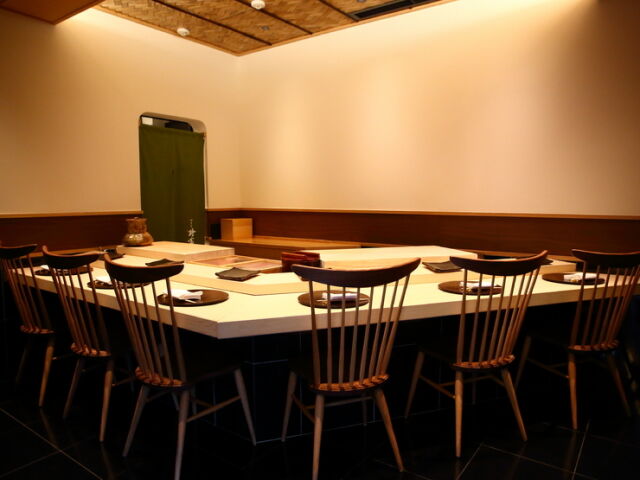 Tsukiji Suzutomi GINZA SIX branch floor