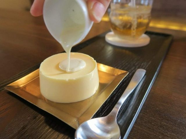芝士与酒吧