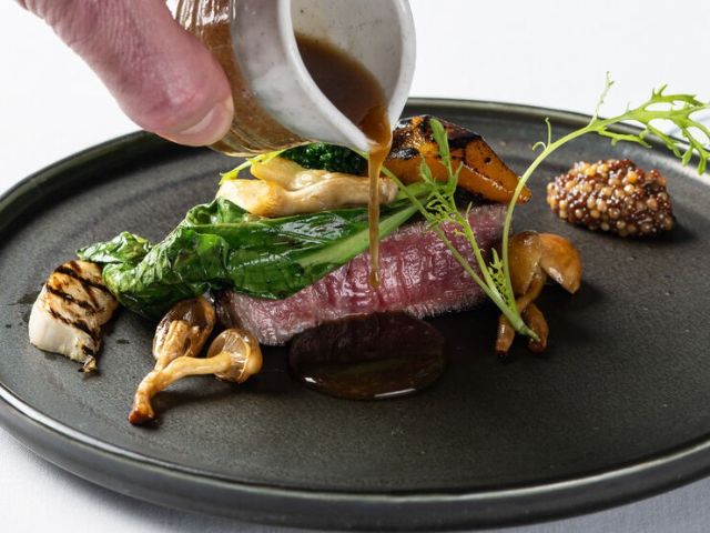 Located in the heart of the city, this restaurant offers a cozy atmosphere and a diverse menu featuring both traditional and modern dishes. The staff provides attentive service, ensuring a pleasant dining experience for all guests.