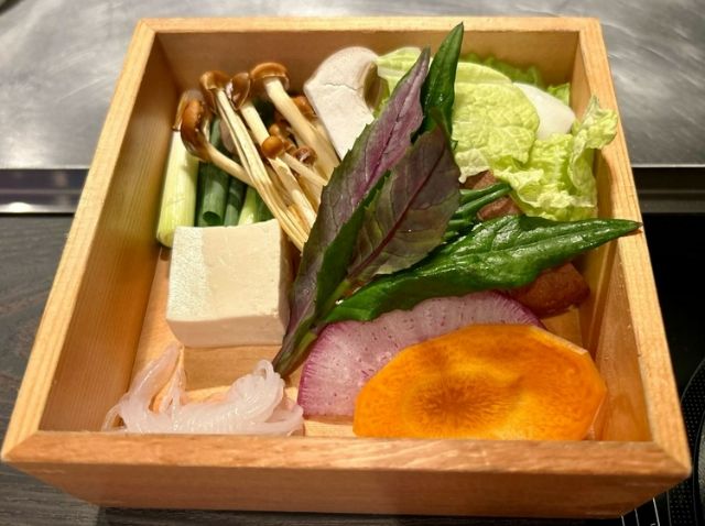 最頂級和牛吃到飽[食べ放題 すき焼き十二天]廣尾・EAT PLAY WORKS