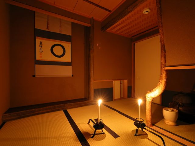 享受茶道表演与茶怀石料理，以及和风概念鸡尾酒[即今]｜东京・表参道