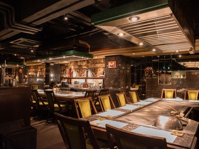 6 Best Okonomiyaki Restaurants in Dotonbori, Osaka