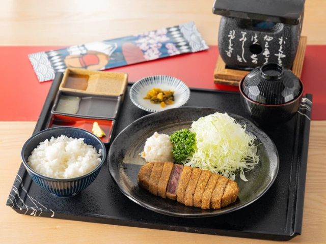 牛かつ專門店　甲州家