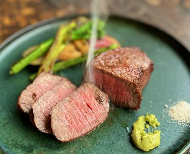 Charcoal Grill & Wine IZAKAYA Charbon