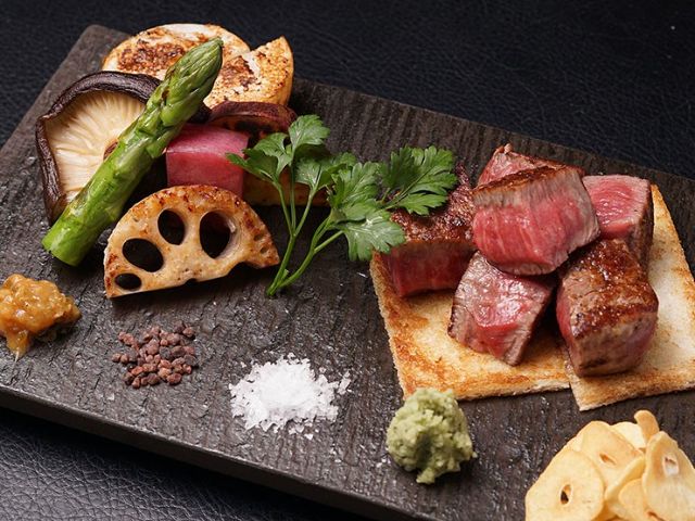 和食鐵板 銀座 朔月