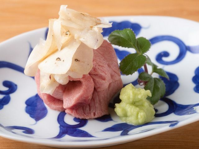 麻布十番肉割烹　岡田前