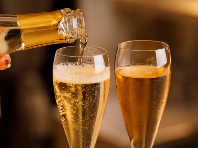 7.champagne J.(シャンパーニュジェ。)