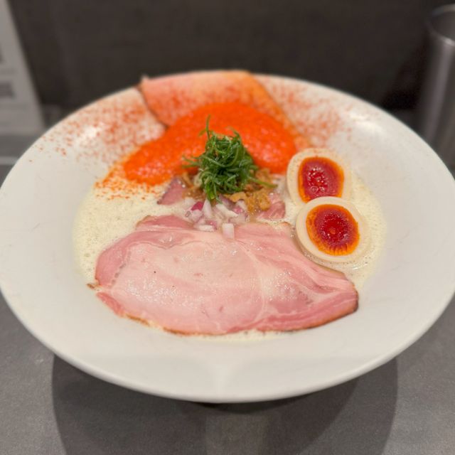 8. 신주쿠교엔[Ramen Afro Beats]