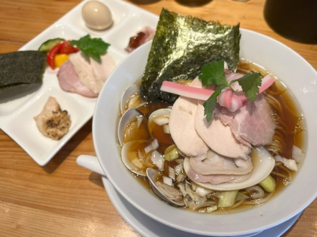 8. 在银座迷上拉面・辰推荐[むぎとオリーブ 銀座本店]/ 东京・银座