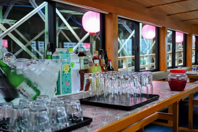 Cruise Tokyo on a Traditional Yakatabune Party Boat