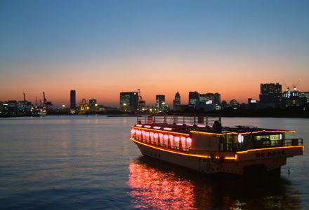 Cruise Tokyo on a Traditional Yakatabune Party Boat