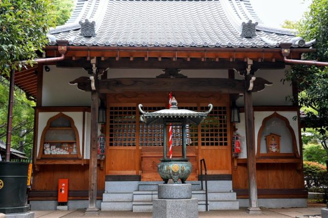 Tokyo’s Lucky Cat Temple: Gotokuji