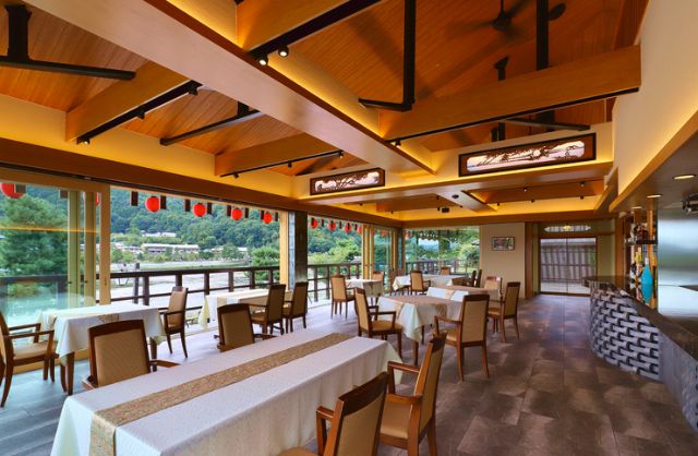 Top 10 Kyoto Restaurants Where You Can Enjoy a Meal Overlooking Riverbeds and Gardens