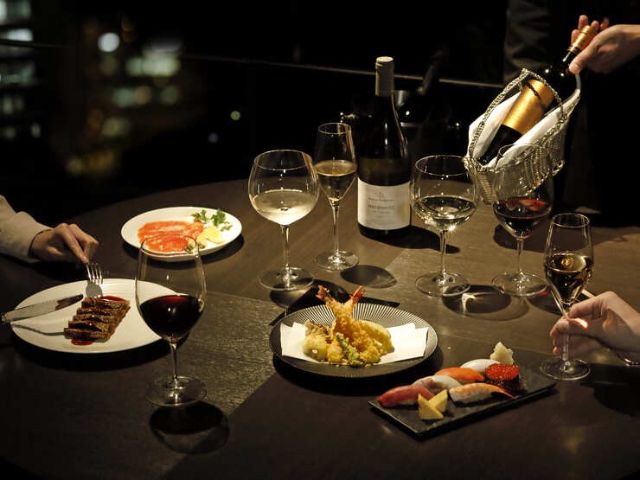 VIEW & DINING THE Sky