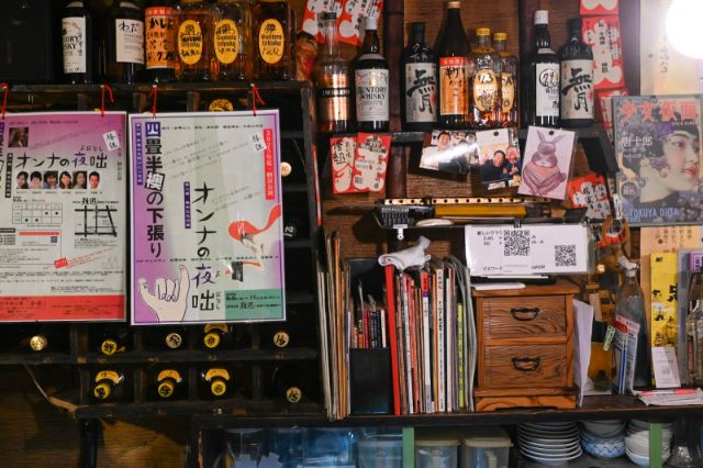 Exploring Golden Gai, where Shinjuku Nightlife Reveals Another Tokyo