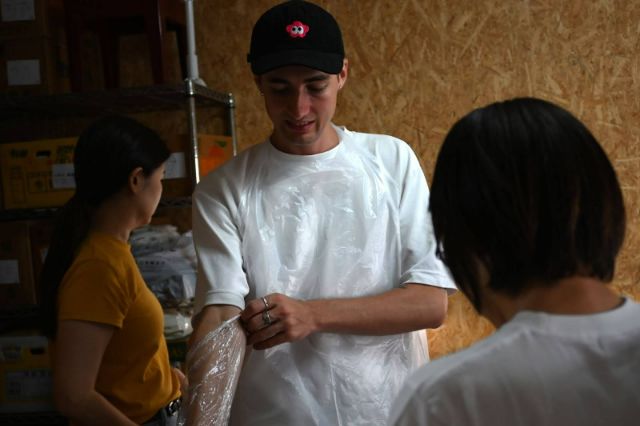 Apprentice for a day! Chopstick making with classical artisan tools in Tokyo
