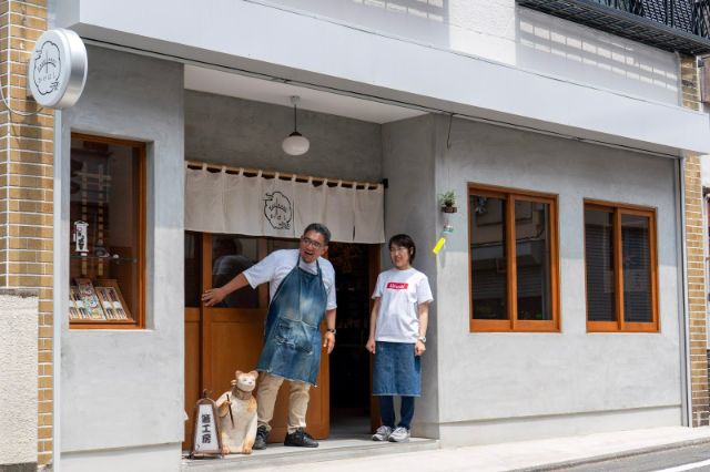 Apprentice for a day! Chopstick making with classical artisan tools in Tokyo